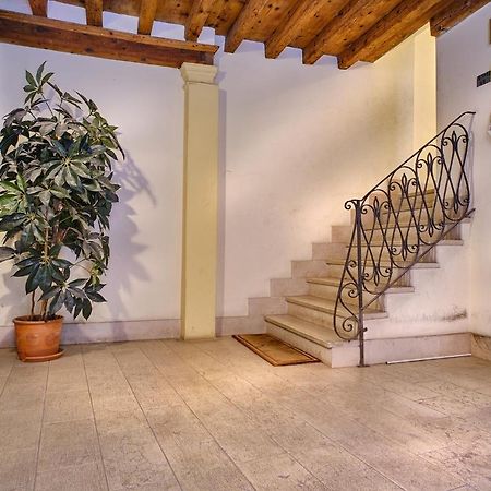 La Zulina Apartment Verona Bagian luar foto