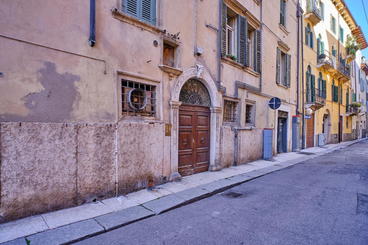 La Zulina Apartment Verona Bagian luar foto